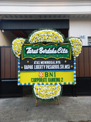 Papan Bunga Duka di Sadabuan